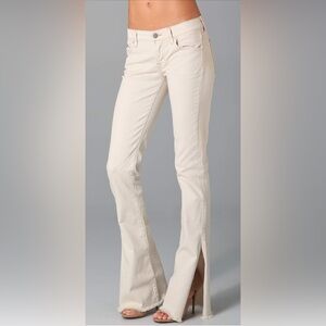 TEXTILE Elizabeth and James Beige Flare Bottom Leg Jeans size 28 New With‎ Tags